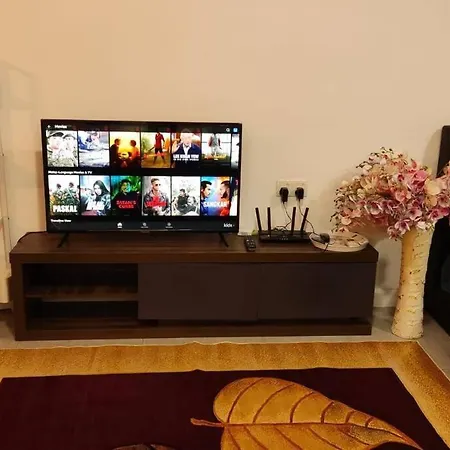 Bs410- Klia- Selfcheck-In-Wifi-Netflix-Parking-Pool, 5082 Apartment Sepang Exterior photo