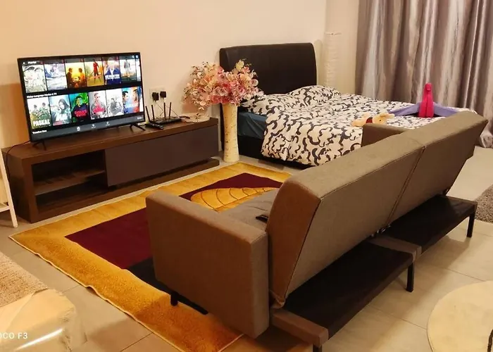 Bs410- Klia- Selfcheck-In-Wifi-Netflix-Parking-Pool, 5082